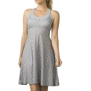 Prana Racerback Fit-N-Flare Dress Gray Geometric Print Athleisure Travel WMNS M
